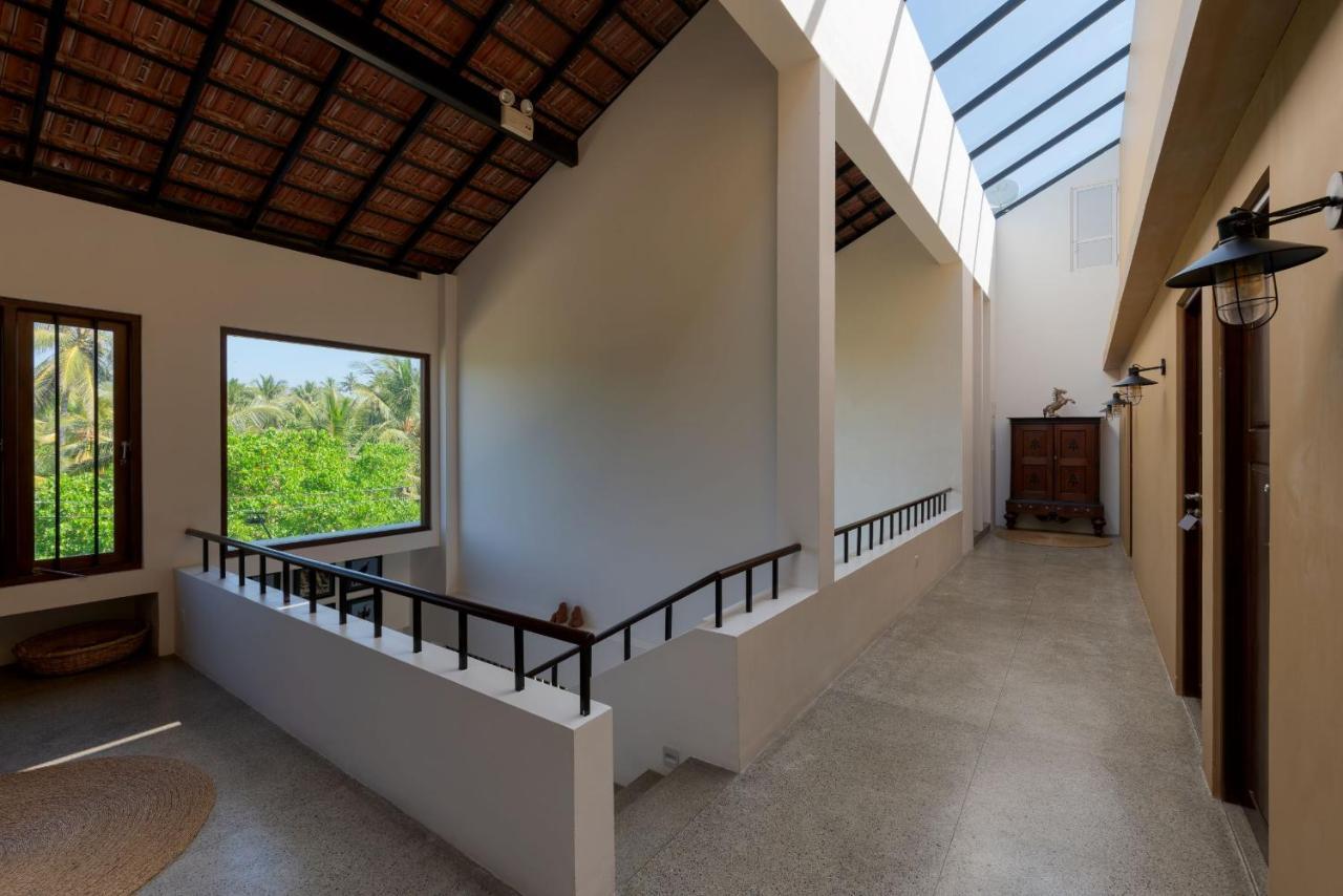 Bungalow By The Beach Тангалла Экстерьер фото